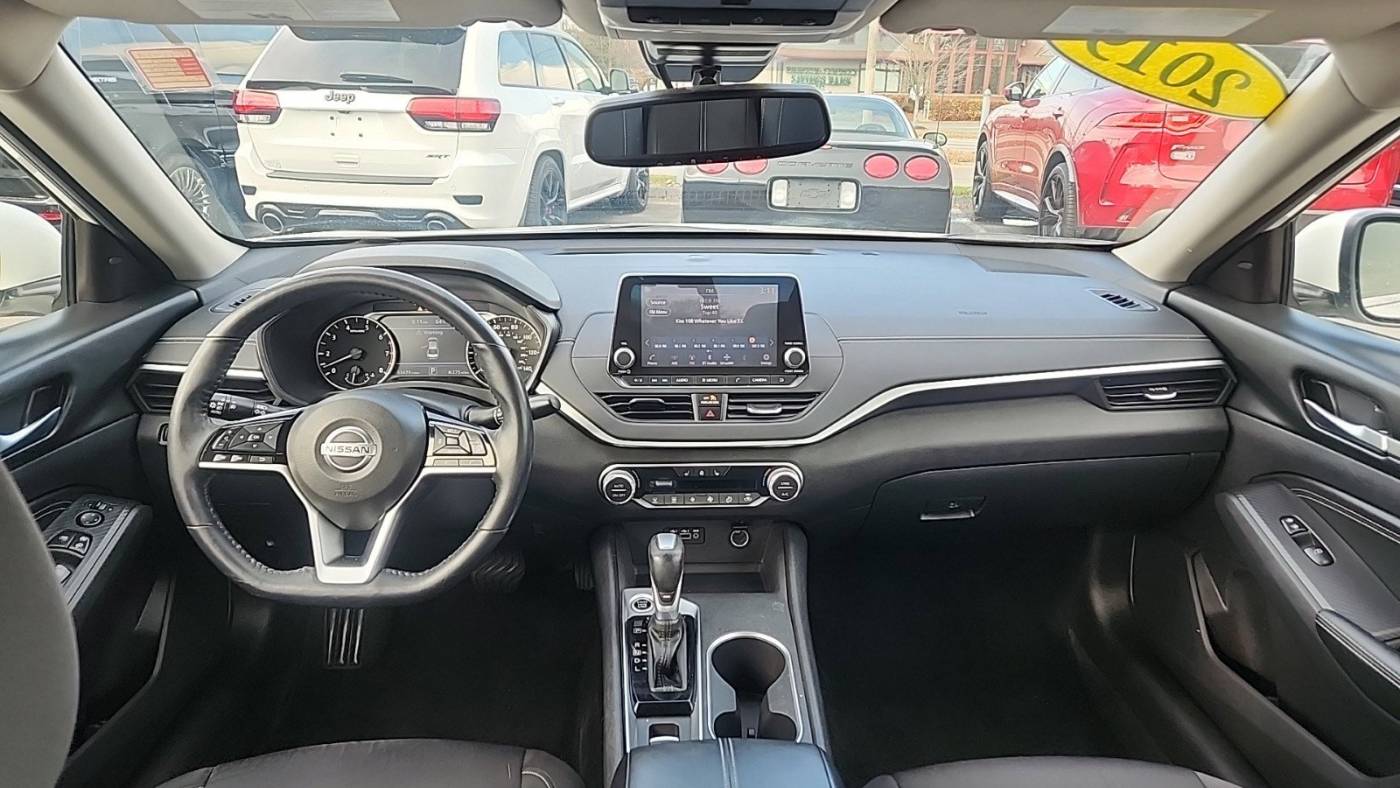 2019 nissan altima 2.5 sv
