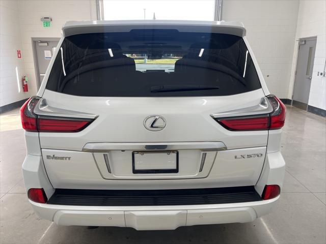 2020 lexus lx 570 three-row