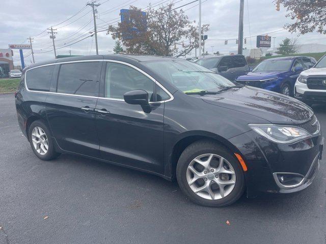 2019 chrysler pacifica touring plus
