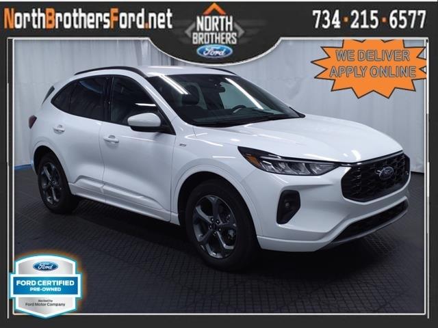 2023 ford escape st-line select