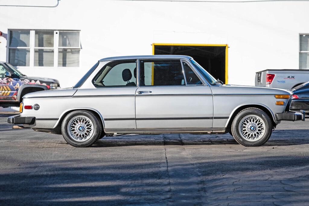 1974 bmw 2002tii 2 door sedan 4 sped manual trans silver exterior