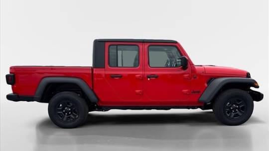 2025 Jeep Gladiator