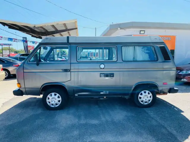 1987 volkswagen bus/vanagon westfalia camper