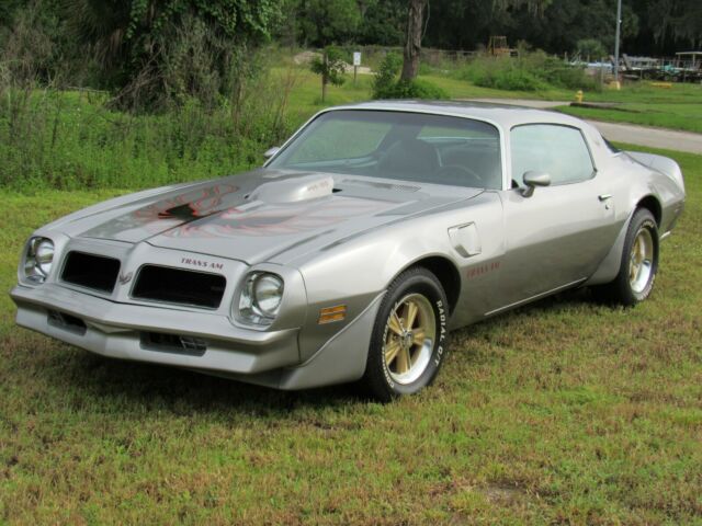 1976 pontiac trans am 455 ho, 4 speed, shaker hood car