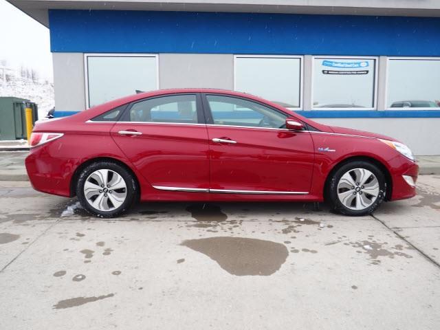 2015 hyundai sonata hybrid base 4dr sedan for sale in triadelphia, west virginia
