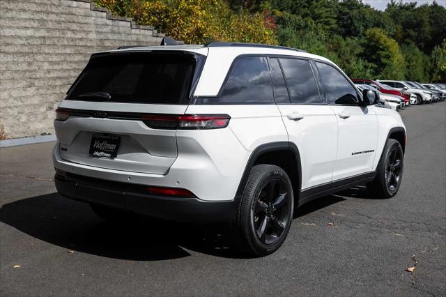 2023 jeep grand cherokee altitude
