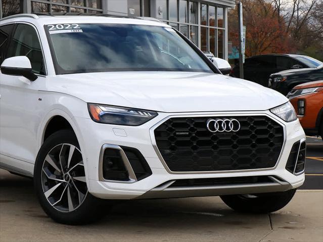 2022 audi q5 45 s line prestige