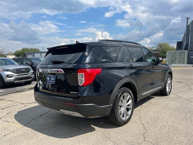 2022 ford explorer xlt