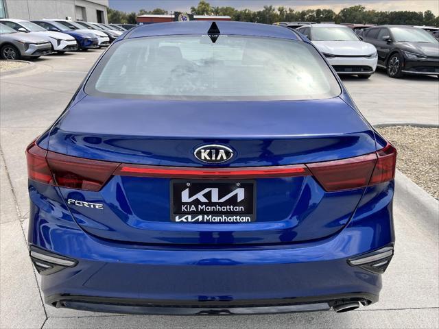 2021 kia forte lxs