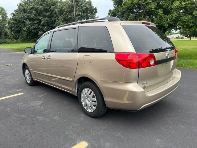 2006 toyota sienna ce