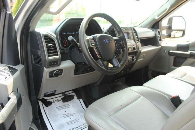 2022 ford f-350 lariat