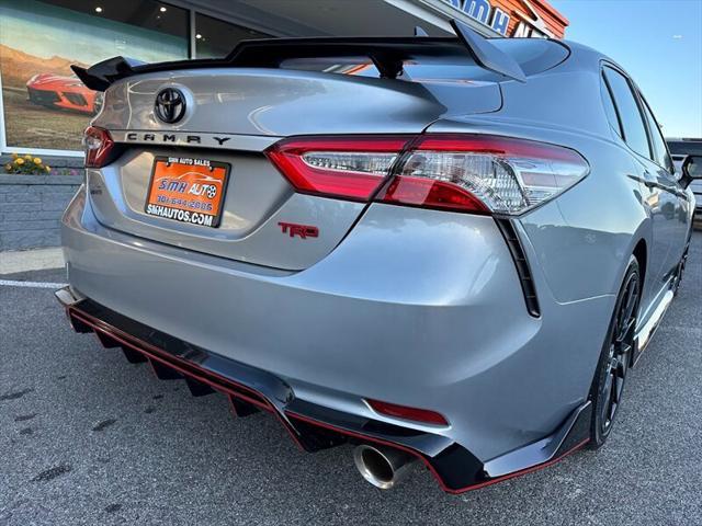 2020 toyota camry trd