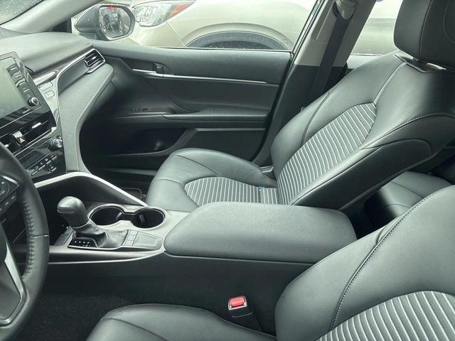 2023 toyota camry se nightshade