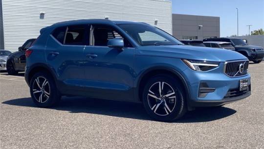 2024 Volvo XC40