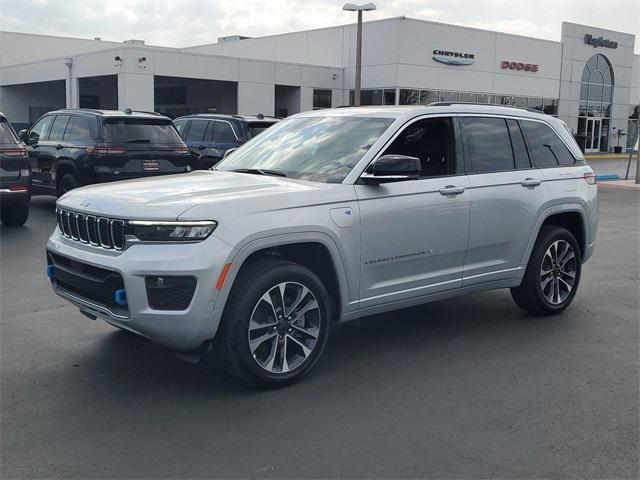 2023 jeep grand cherokee 4xe overland