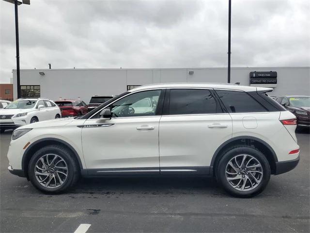 2022 lincoln corsair standard