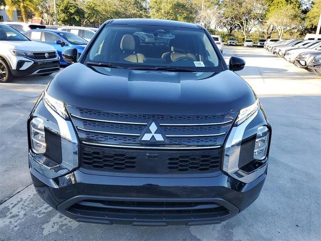 2023 mitsubishi outlander es