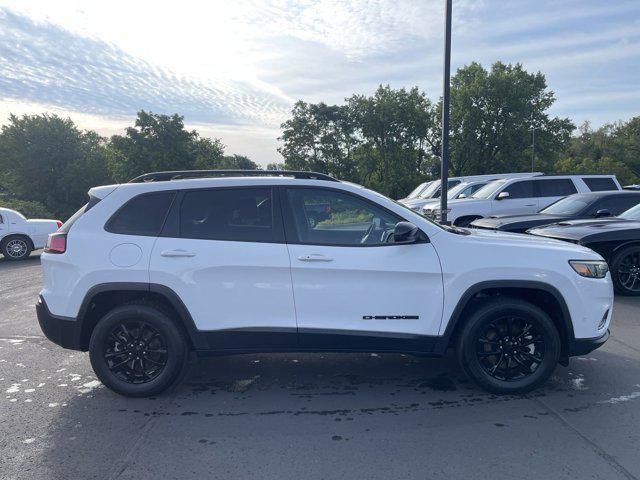 2023 jeep cherokee altitude