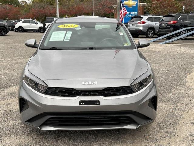 2023 kia forte lxs