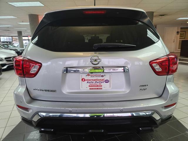 2017 nissan pathfinder sv