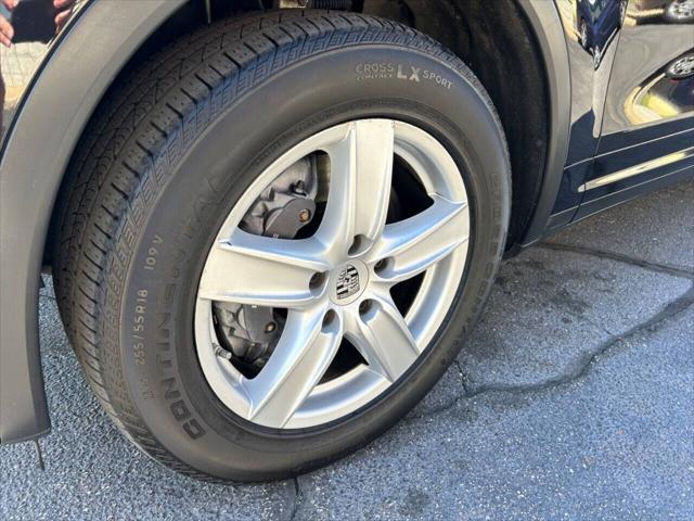 2012 porsche cayenne base