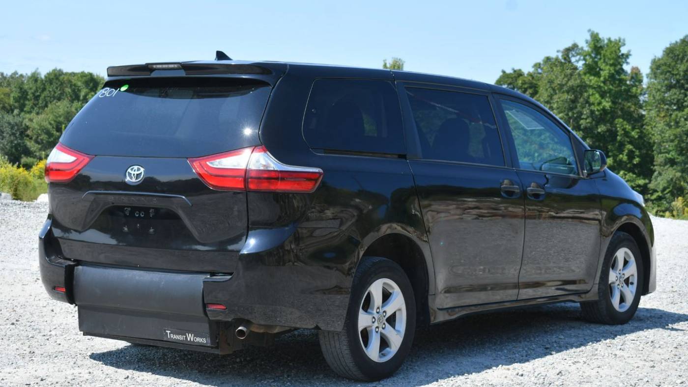 2019 toyota sienna l 7-passenger