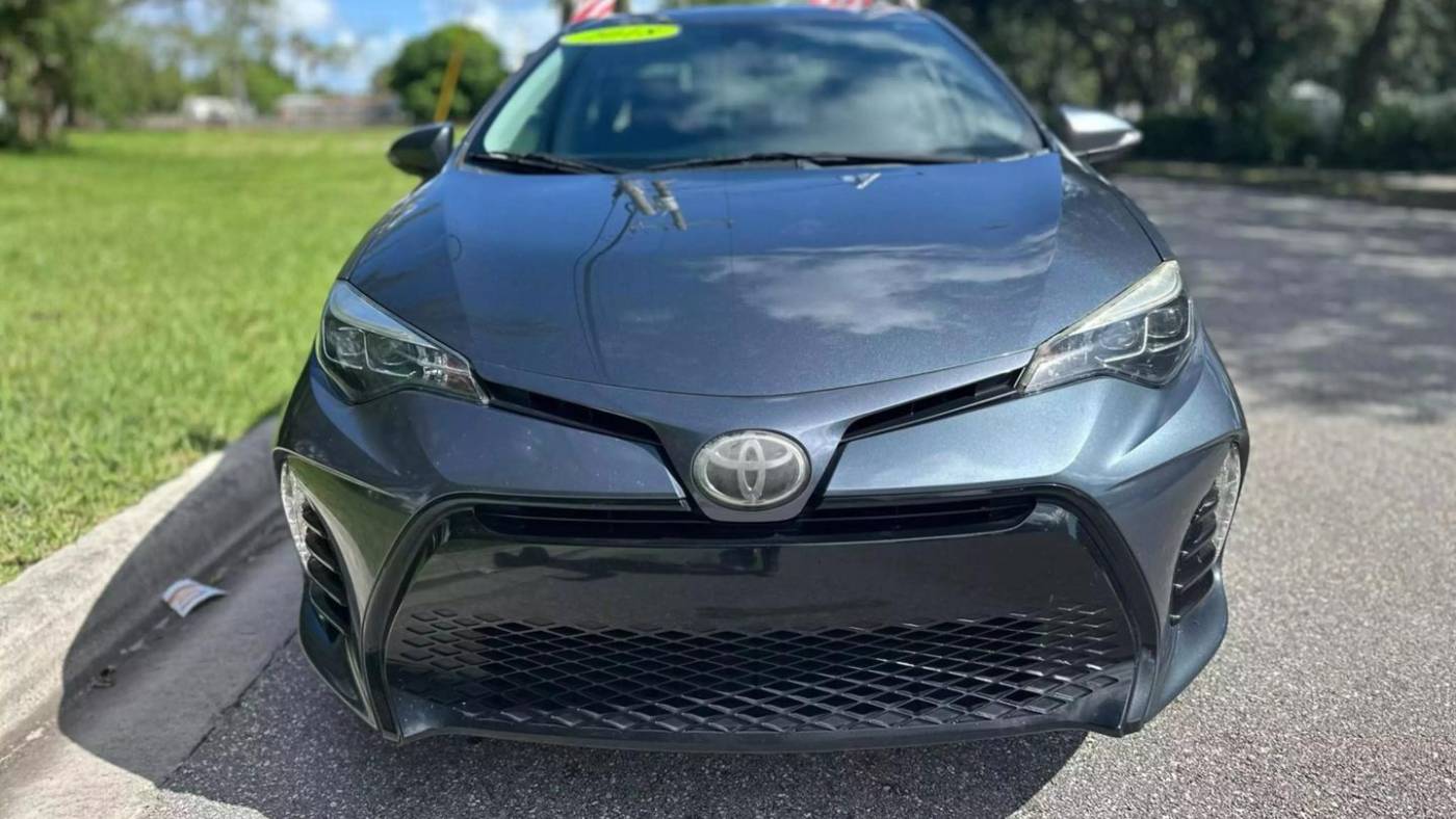 2018 toyota corolla se