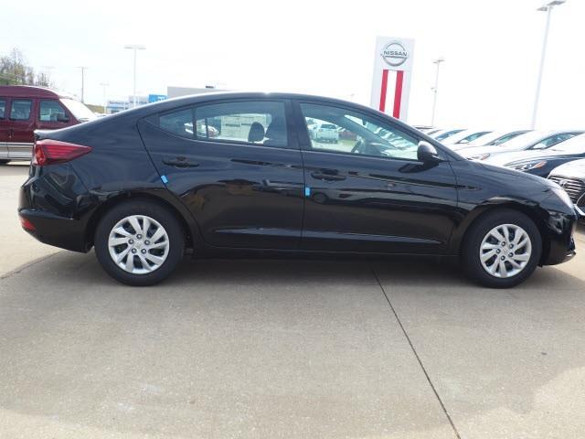 2019 hyundai elantra se se 4dr sedan 6m for sale in triadelphia, west virginia