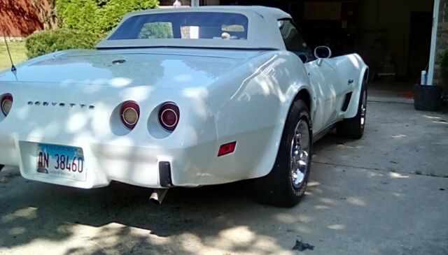 chevrolet corvette white with 78,476 miles, for sale!