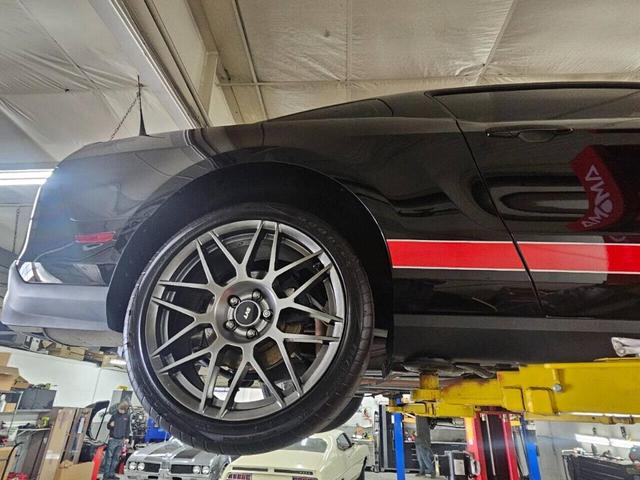 2012 ford shelby gt500 base 2dr coupe