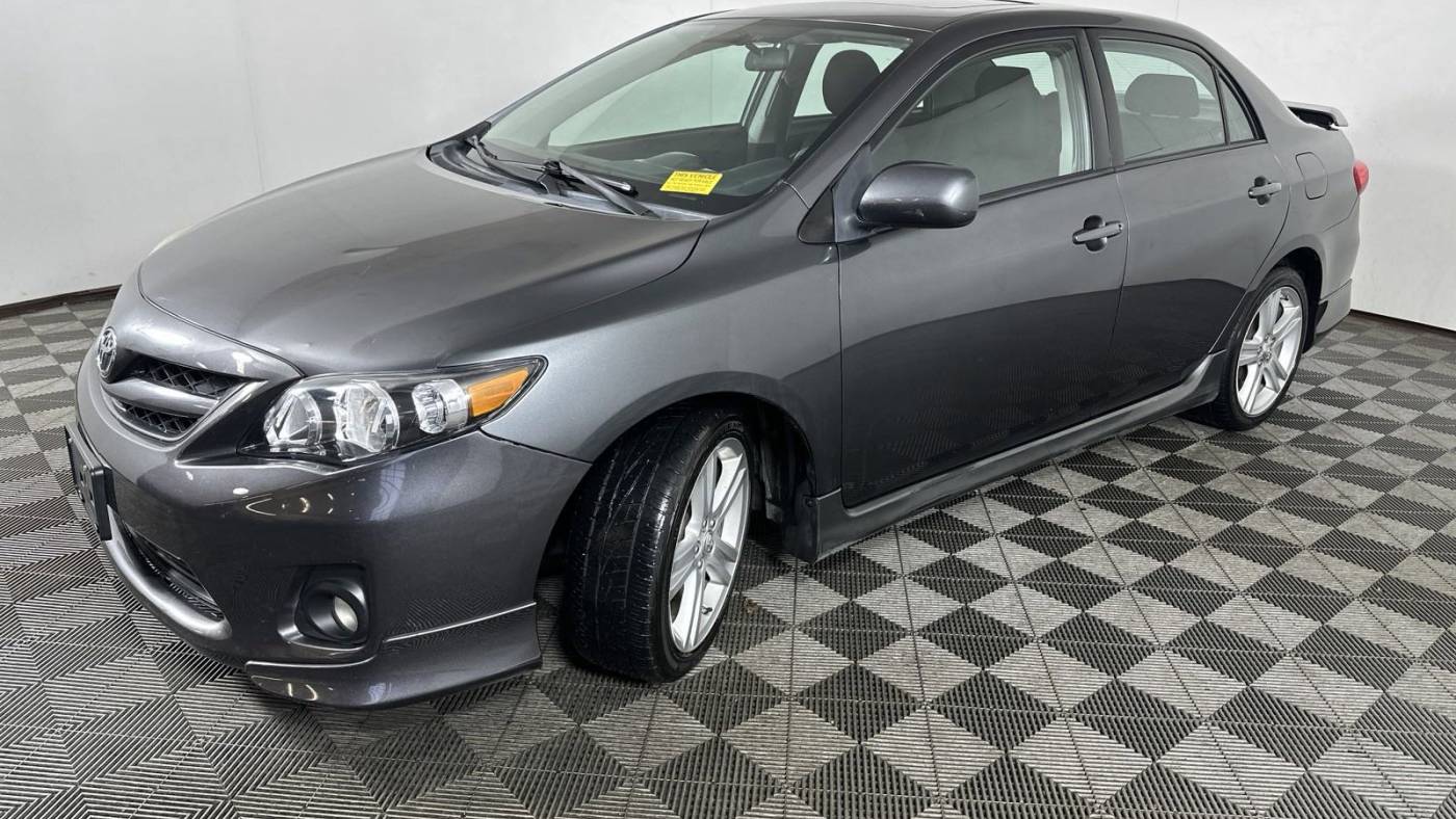 2013 toyota corolla s