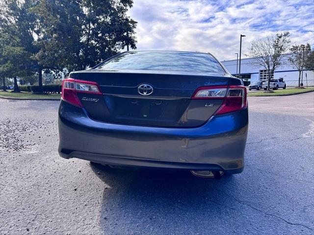 2013 toyota camry le