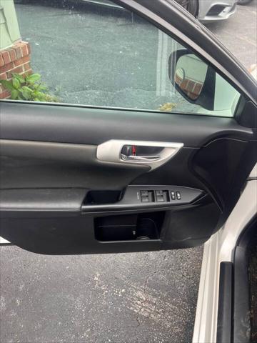 2012 lexus ct 200h premium