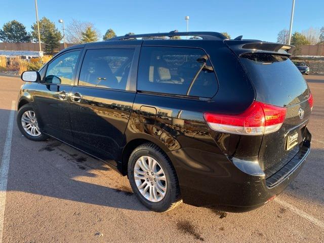 2013 toyota sienna xle