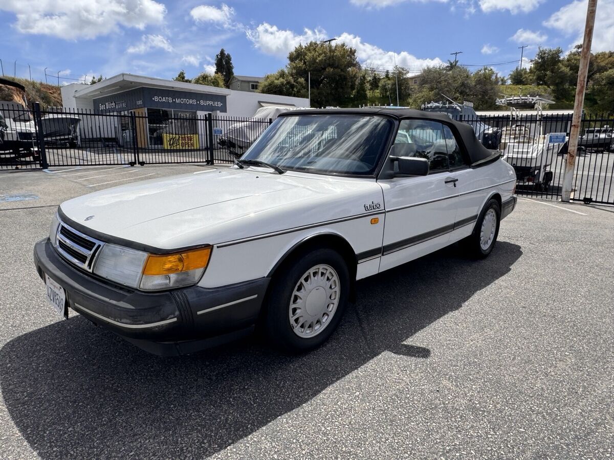 1989 saab 900 convertible white