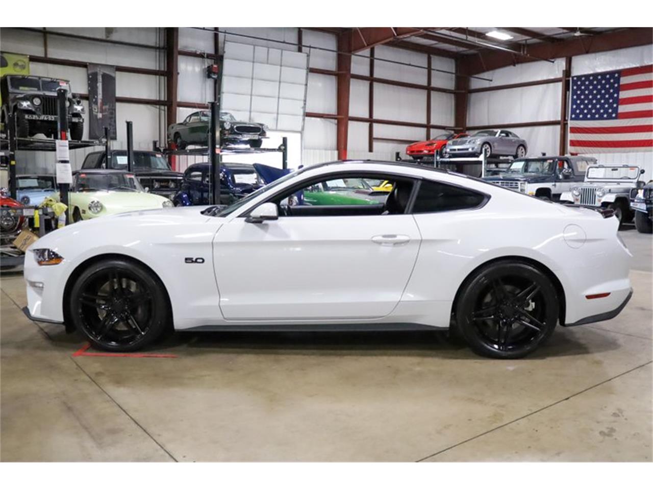 2019 ford mustang