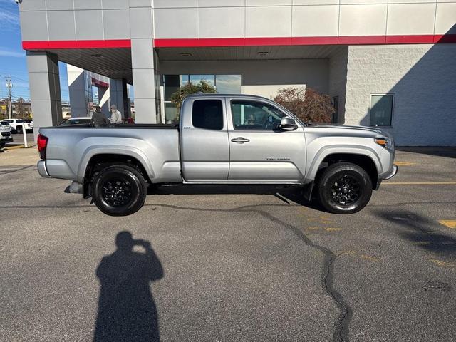 2022 toyota tacoma sr5