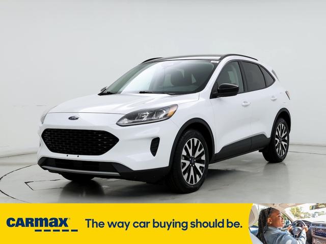 2020 ford escape se sport