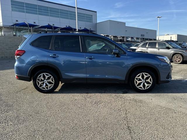 2022 subaru forester premium