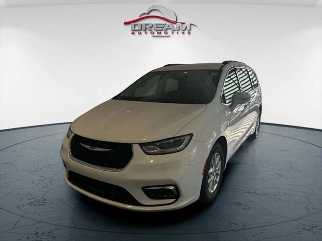 2022 chrysler pacifica touring l