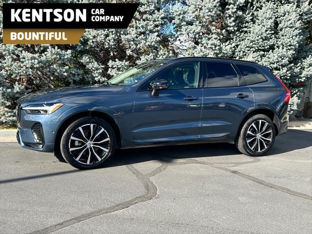 2024 volvo xc60 b5 plus dark theme