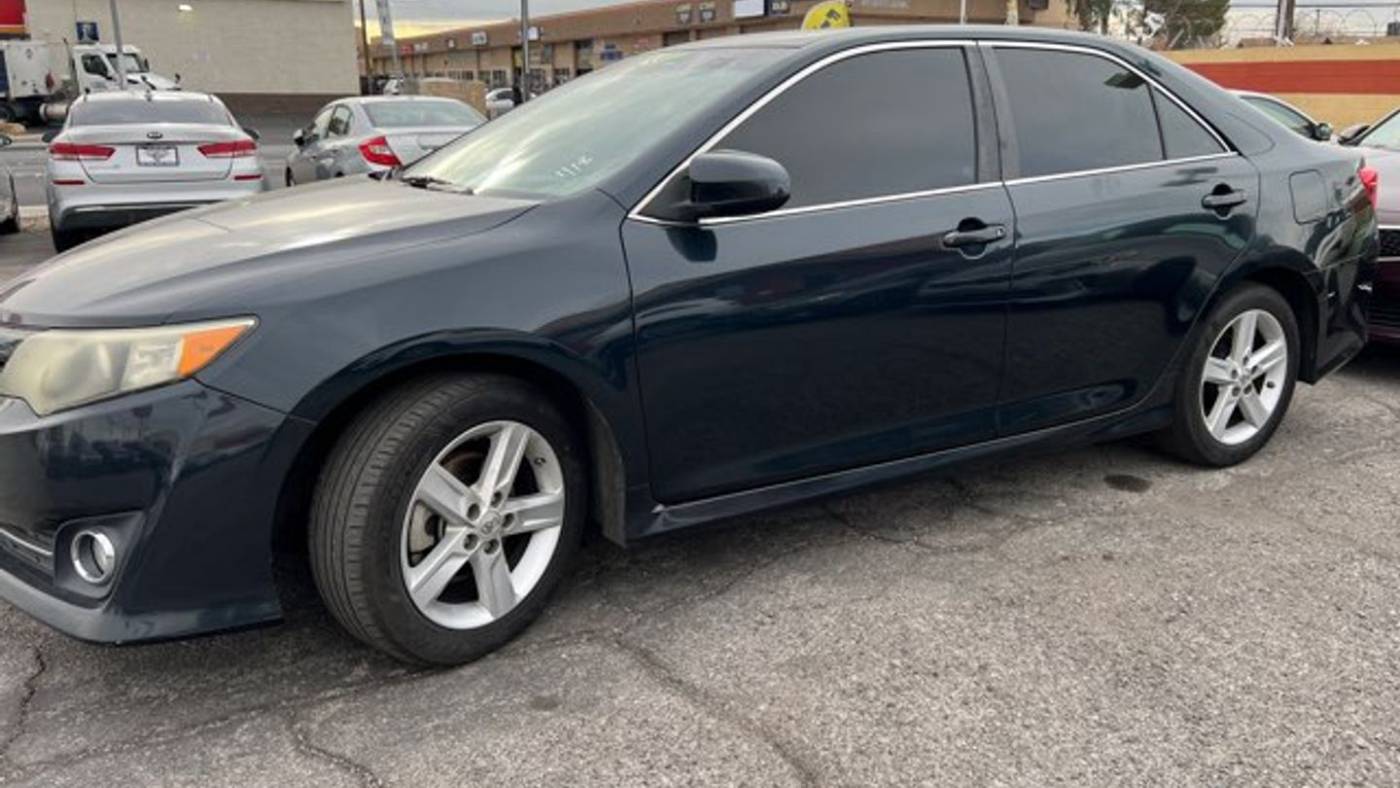 2014 toyota camry se