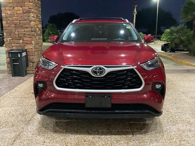2022 toyota highlander xle