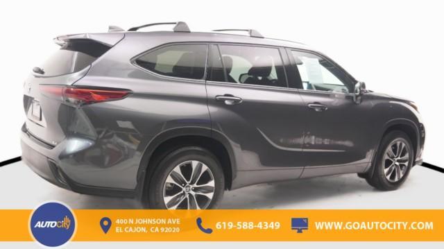 2021 toyota highlander xle
