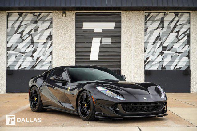 2018 ferrari 812 superfast base