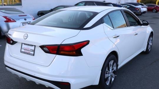 2025 Nissan Altima