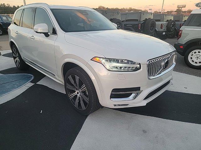 2024 volvo xc90 b5 plus bright theme