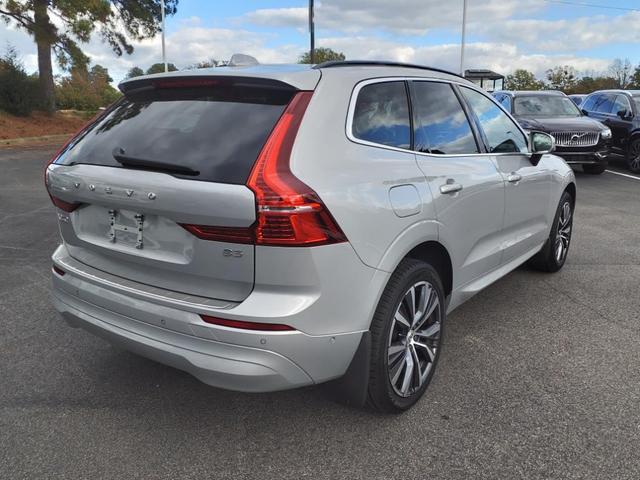 2022 volvo xc60 b5 fwd momentum