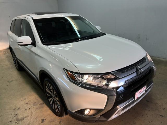 2020 mitsubishi outlander se