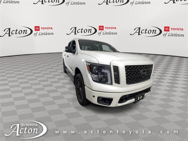 2019 nissan titan sl